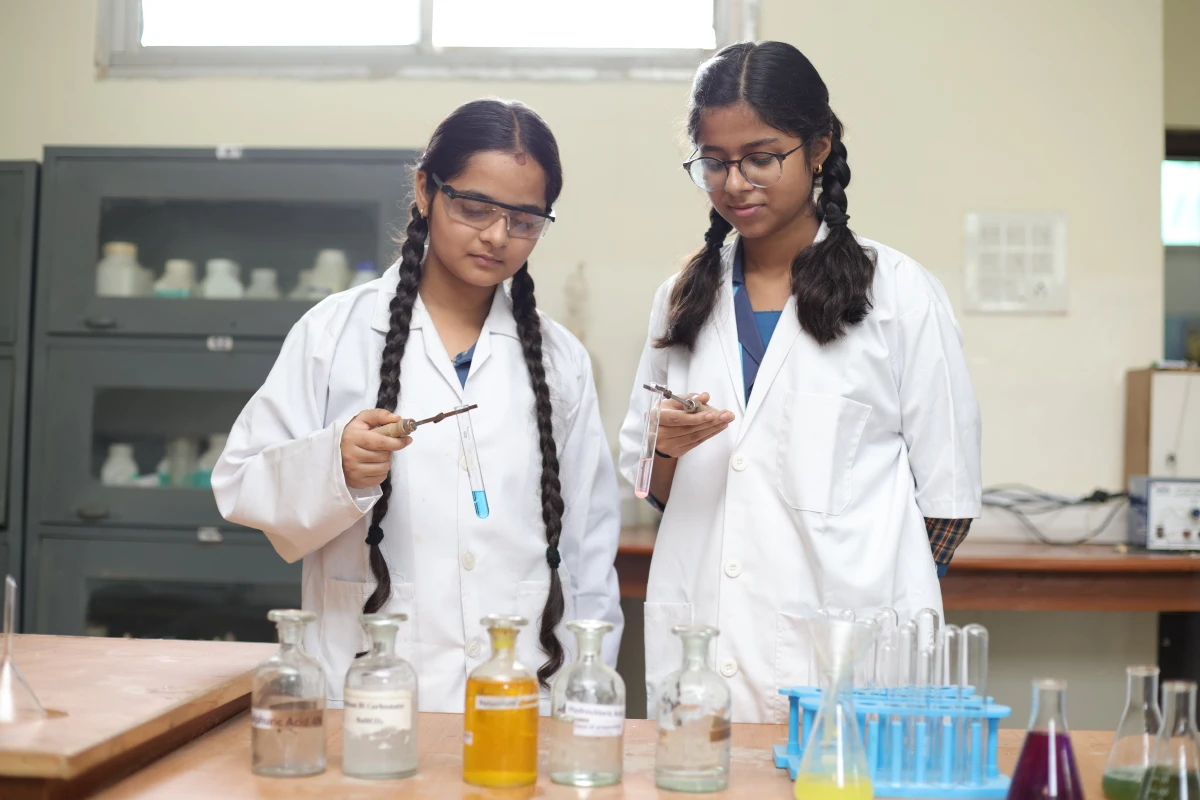 facilities-chemistry-lab
